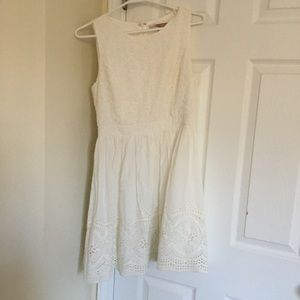 Forever 21 white flower detailed dress fit flare